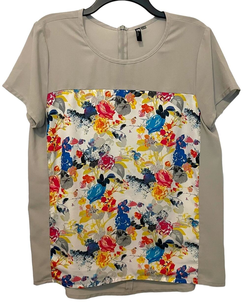 Kut from the Kloth Floral Blouse Gray Short Sleeve Medium